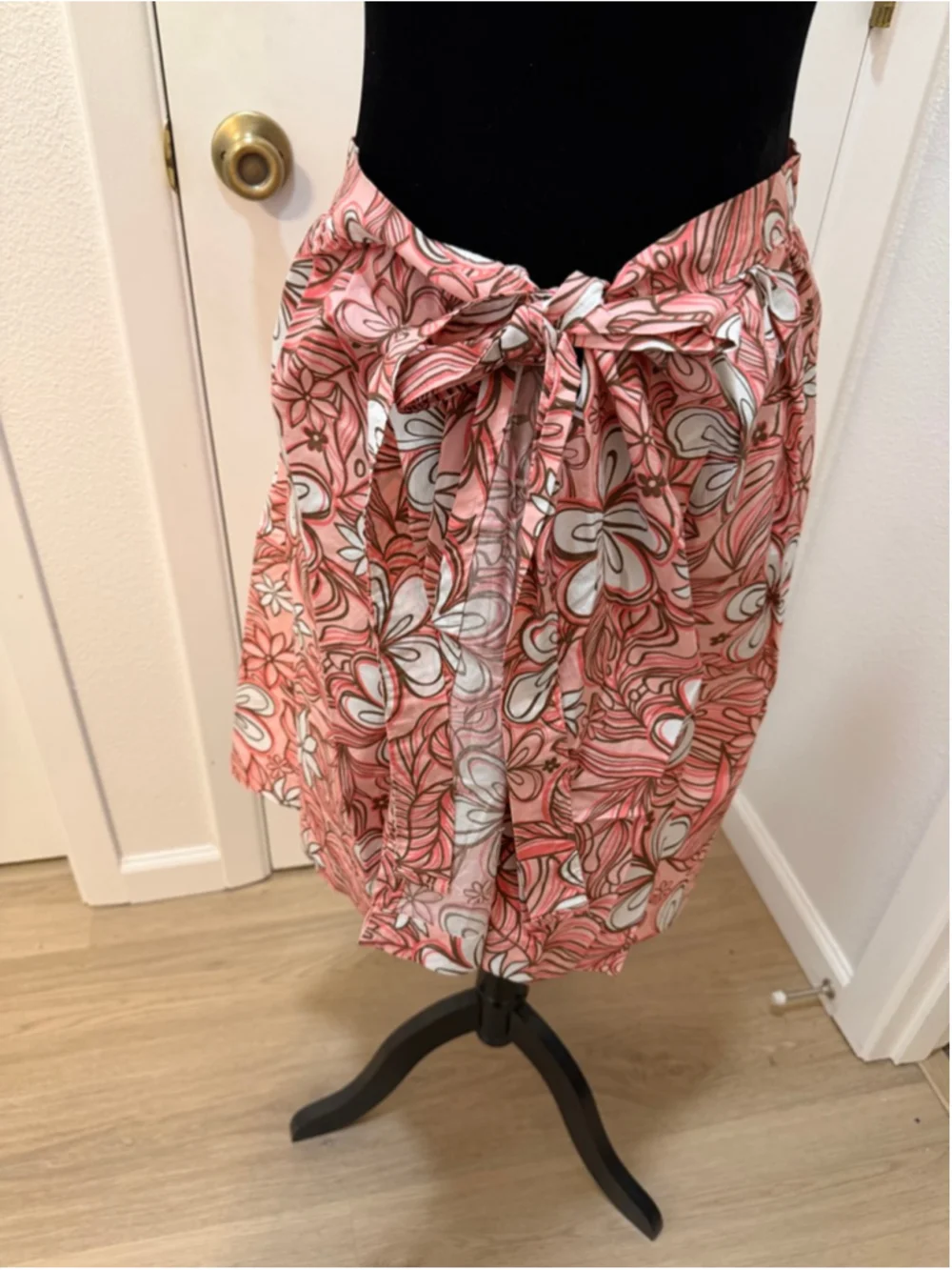 New Handmade XL Floral Wrap Apron Pink Cottagecore Hostess Kitchen Plus Size